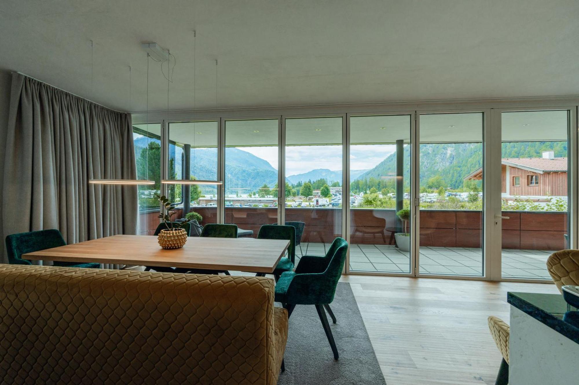Ferienwohnungen Karlingerhof Am See 아첸키르흐 외부 사진